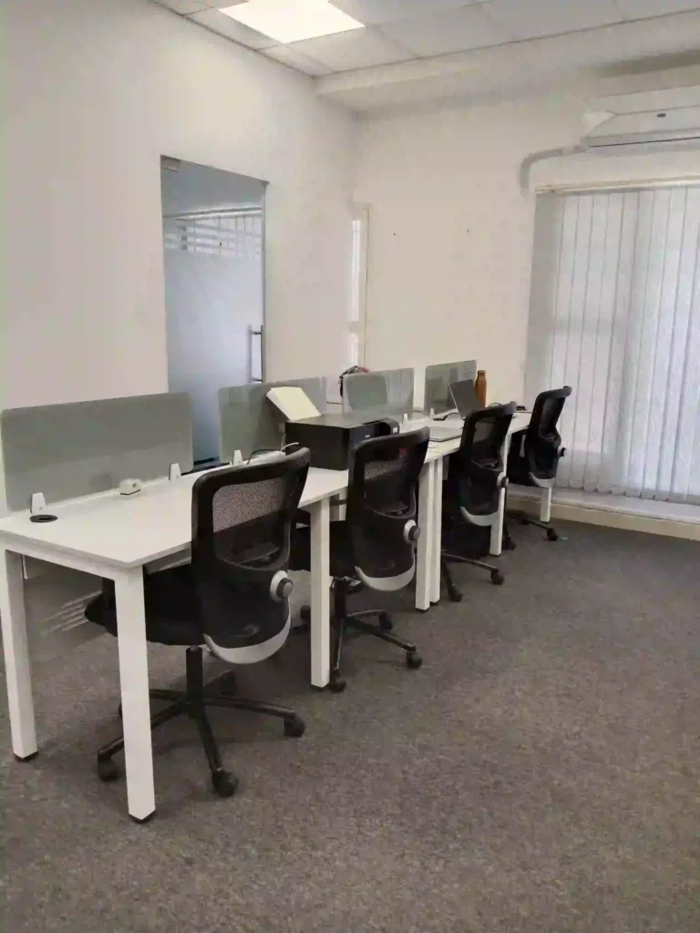 6-Seater private office